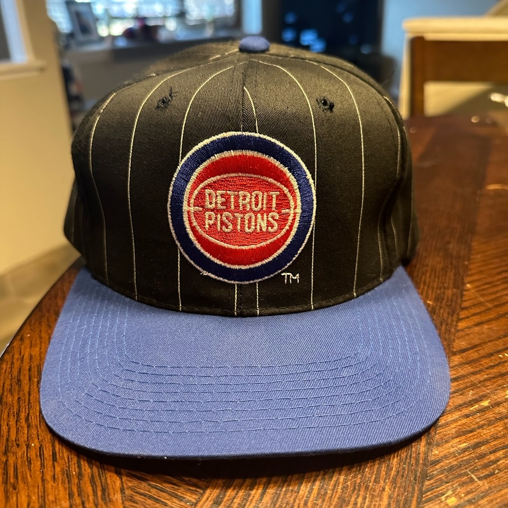 Detroit Pistons snapback vintage